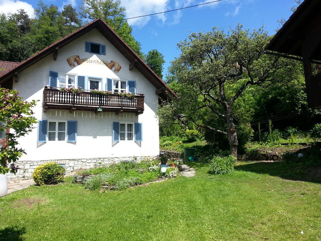 Pension Rosenheim Treffen Buitenkant foto