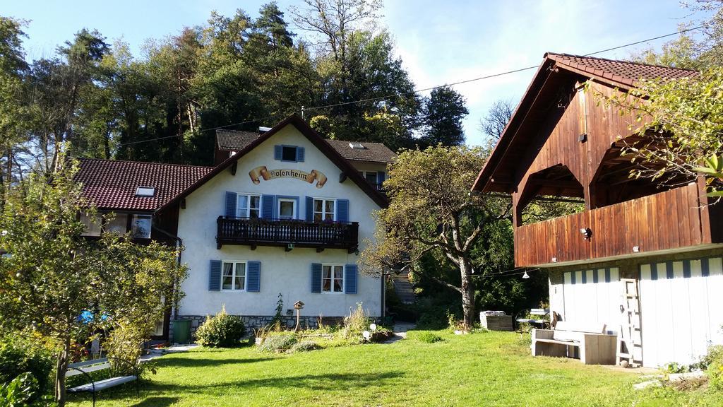Pension Rosenheim Treffen Buitenkant foto