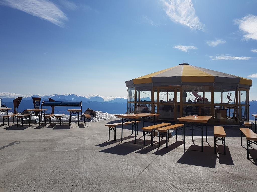 Pension Rosenheim Treffen Buitenkant foto